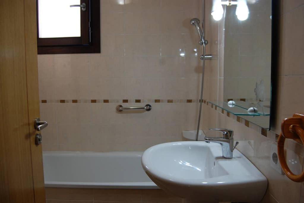 Vivienda de Uso Turístico Italia - VUT - 2060-AS Apartamento Colombres Exterior foto